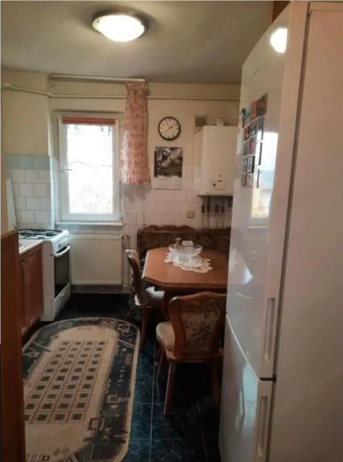 Apartament cu 2 camere, semidecomandat - zona Astra - foto 1