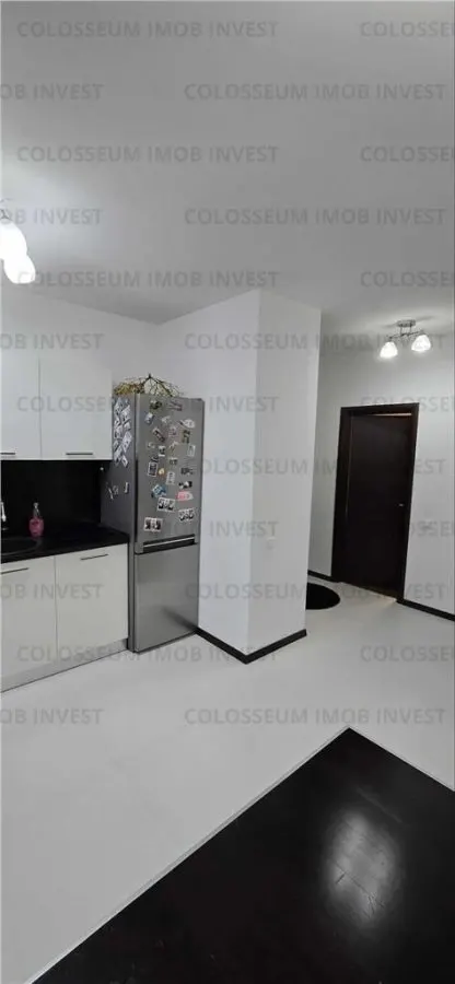 Apartament cu 2 camere, decomandat - zona Racadau - foto 2