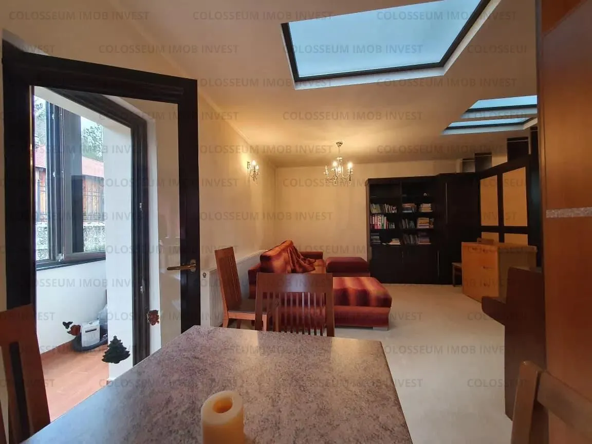 Apartament cu 3 camere, decomandat - zona Poiana Brasov - foto 3