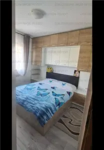 Apartament cu 3 camere, decomandat - zona Tractorul - foto 3