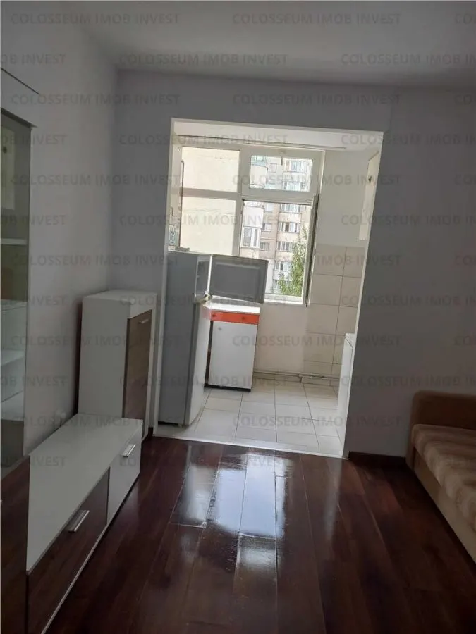 Garsoniera semidecomandata - zona Calea Bucuresti - foto 2
