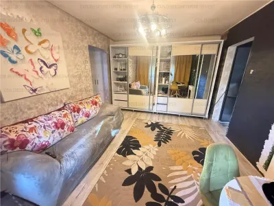 Apartament cu 2 camere, semidecomandat - zona Garii - foto 2