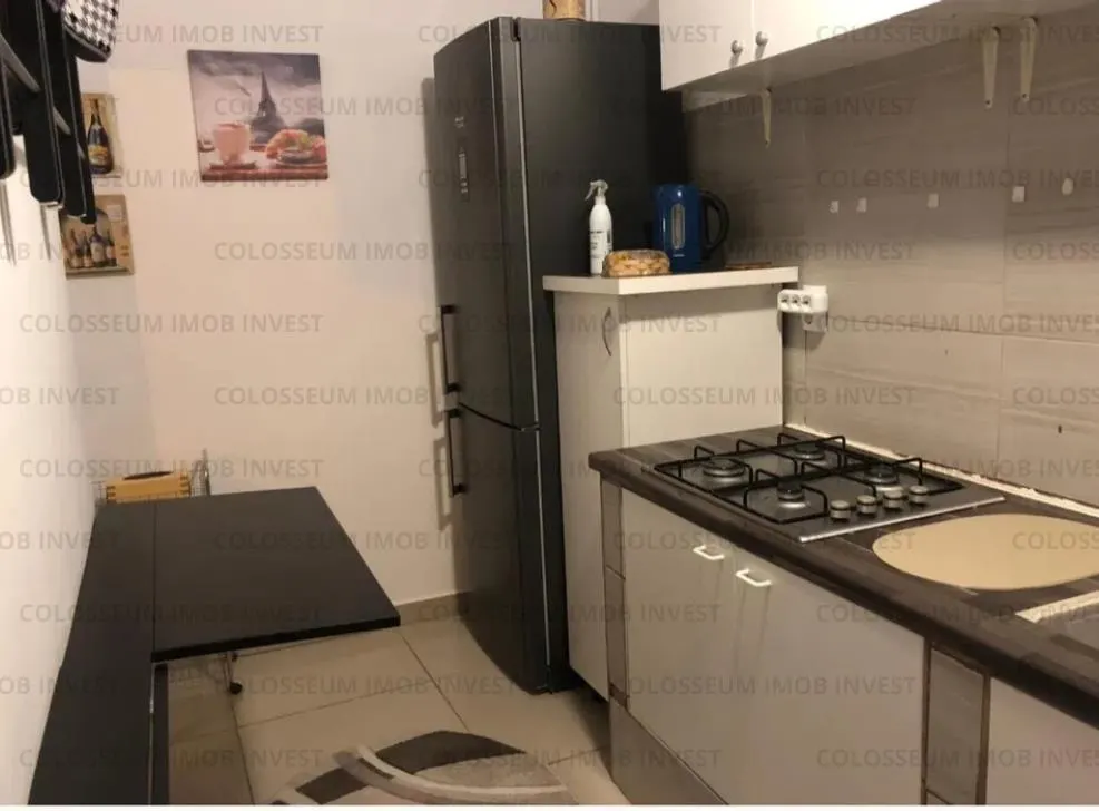 Apartament de 2 camere, decomandat - zona Centru Istoric - foto 3
