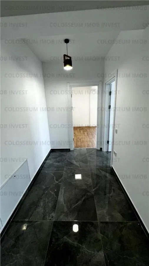 Apartament cu 2 camere, decomandat - zona Tractorul - foto 4