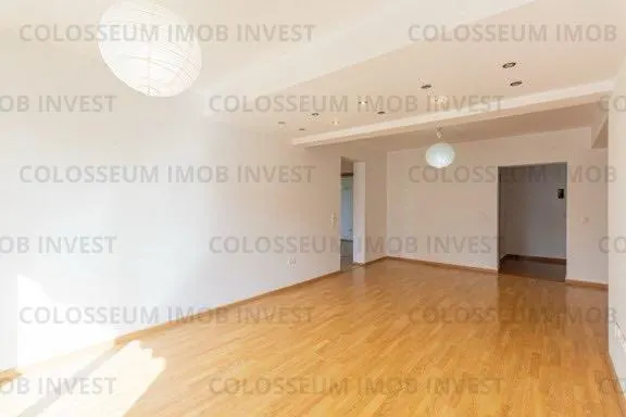 Apartament cu 3 camere, decomandat - zona Avantgarden - foto 2