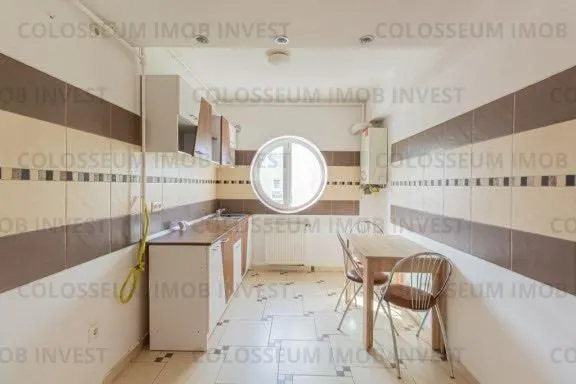 Apartament cu 3 camere, decomandat - zona Avantgarden - foto 7