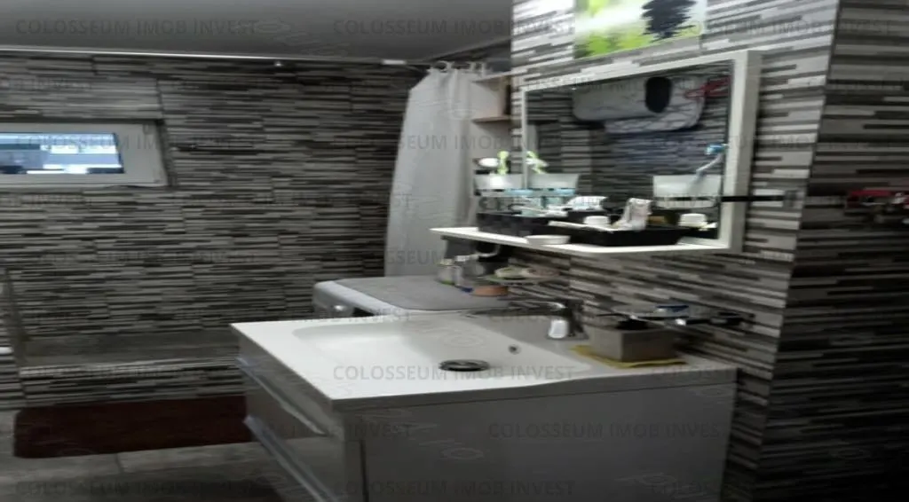 Apartament cu 3 camere, decomandat - zona Racadau - foto 10