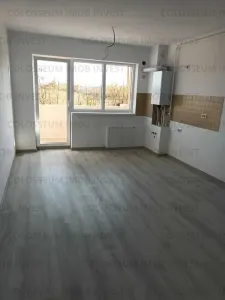 Apartament cu 2 camere, decomandat - zona Sanpetru - foto 1