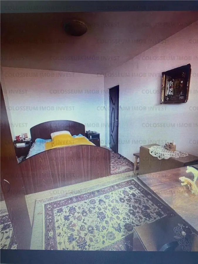 Apartament cu 3 camere, decomandat - zona Prejmer - foto 1