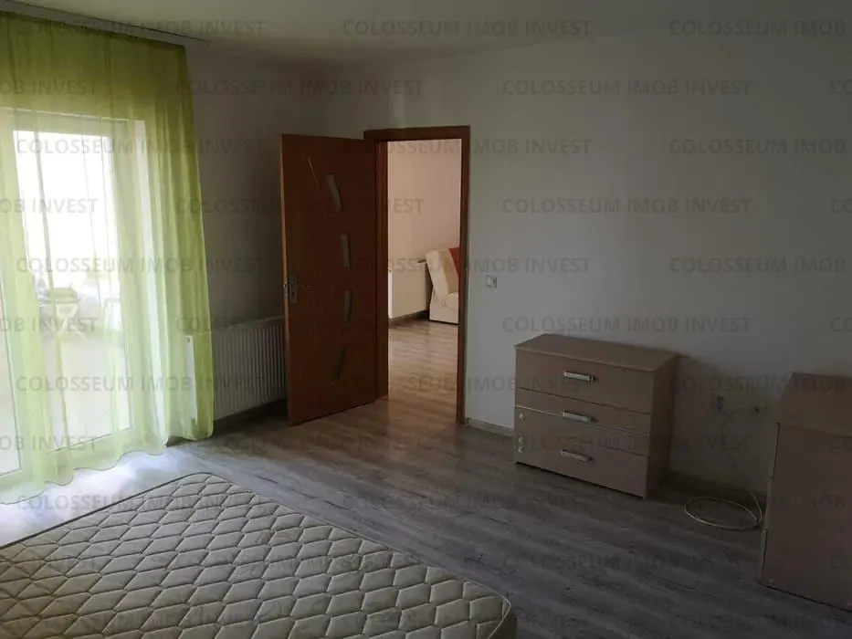Apartament cu 2 camere, decomandat - zona Brasovul Vechi - foto 3