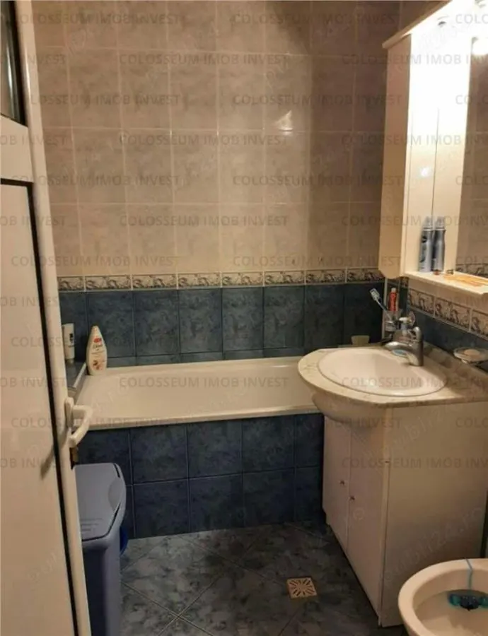 Apartament cu 2 camere, decomandat - zona Astra - foto 5