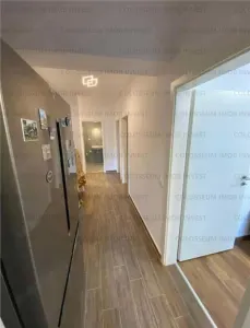 Apartament cu 3 camere, decomandat - zona Avantgarden - foto 5