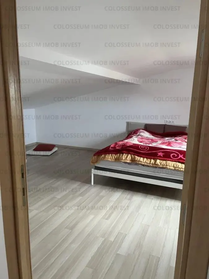 Apartament cu 4 camere, decomandat - zona Tractorul - foto 5