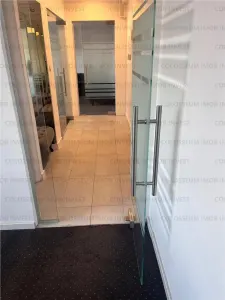 Apartament cu 2 camere, decomandat - zona Centru Civic - foto 4