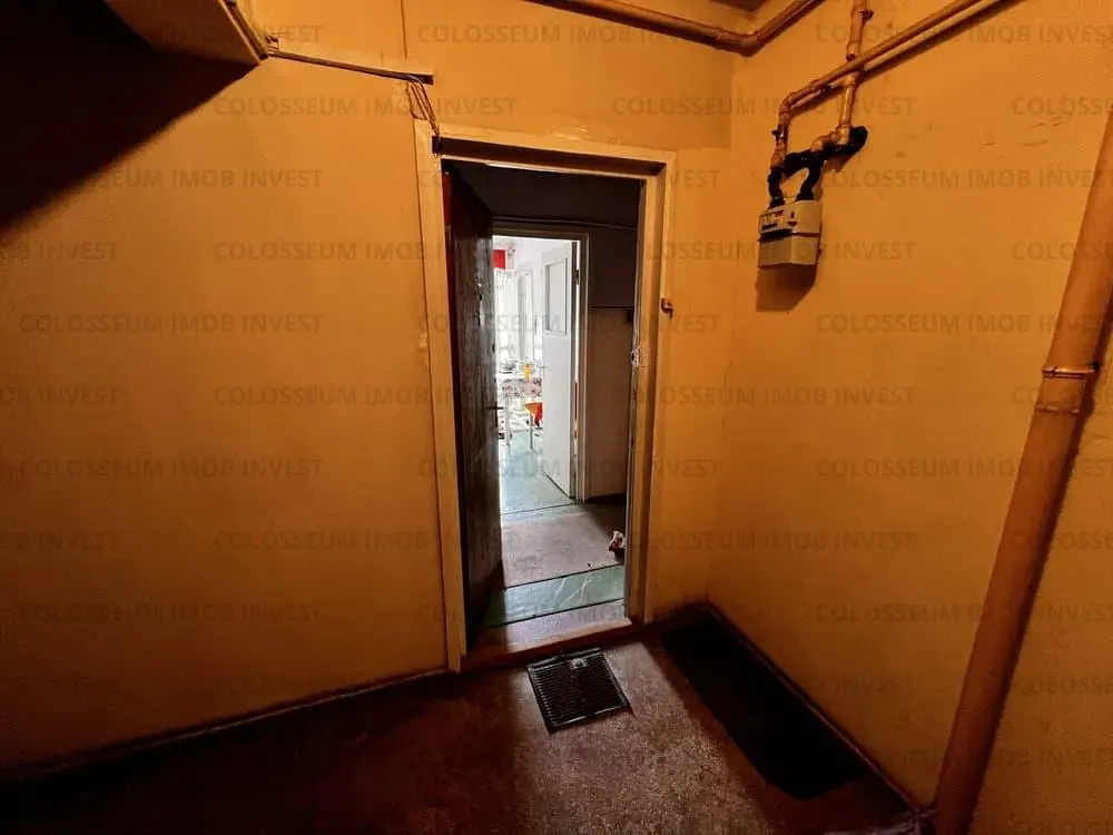 Apartament cu 3 camere, decomandat - zona Grivitei - foto 5