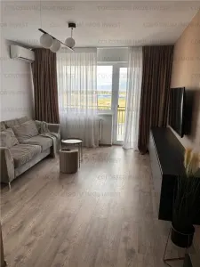 Apartament cu 2 camere, decomandat - zona Tractorul - foto 1