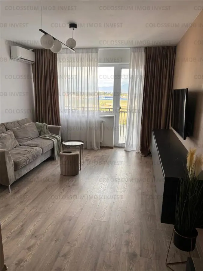 Apartament cu 2 camere, decomandat - zona Tractorul - foto 1