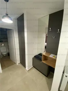 Apartament cu 2 camere, decomandat - zona Tractorul - foto 5