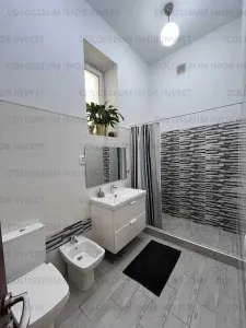 Apartament cu 3 camere,semidecomandat - zona Centru Istoric - foto 5