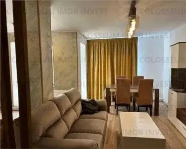 Apartament cu 4 camere, decomandat - zona Centru Civic - Brasov