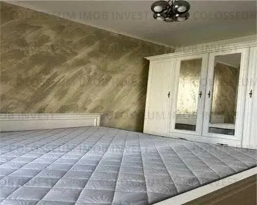 Apartament cu 4 camere, decomandat - zona Centru Civic - foto 3