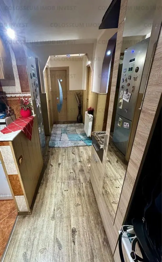 Apartament cu 3 camere,nedecomandat - zona Noua - foto 6