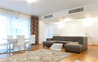 Inchiriere apartament 3 camere, Herastrau,185mp, 3 balcoane, parcare subterana - Bucuresti