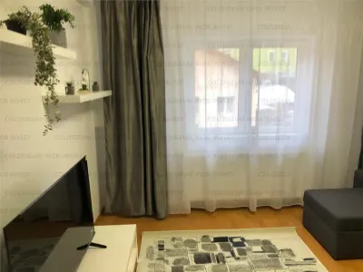 Apartament cu 3 camere, decomandat - zona Centru Civic - foto 3