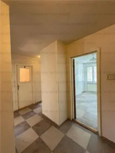 Apartament cu 3 camere - zona Grivitei - foto 6