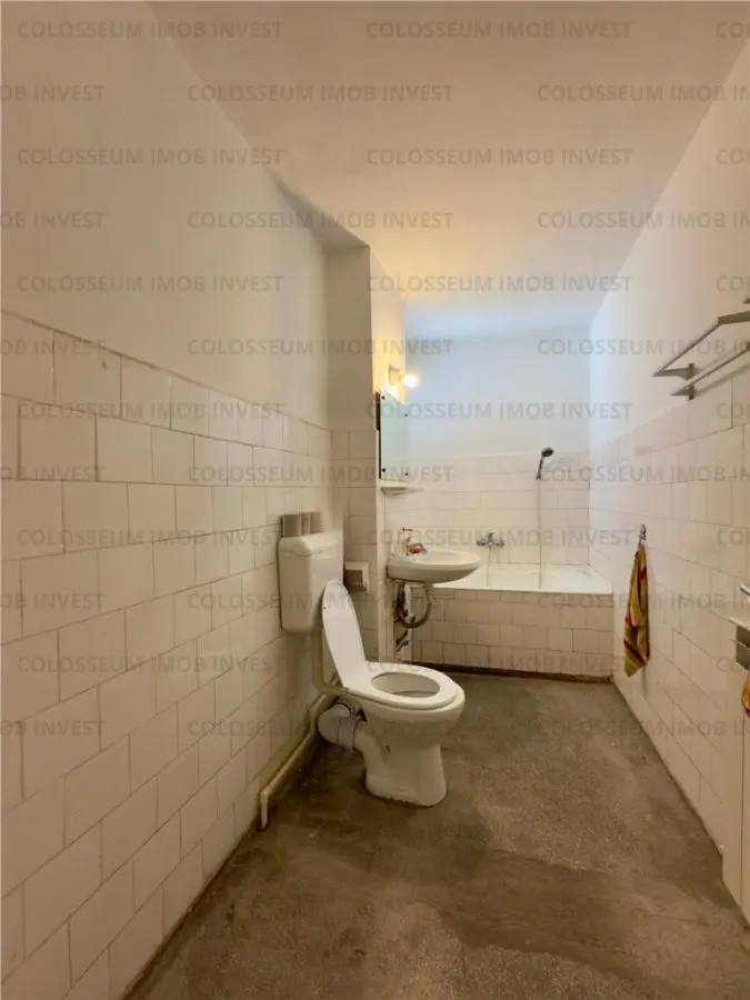 Apartament cu 3 camere - zona Grivitei - foto 7