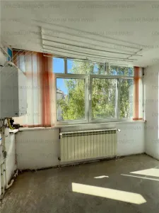 Apartament cu 3 camere - zona Grivitei - foto 8