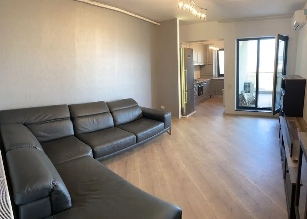 Prima inchiriere apartament 3 camere 4City - Pipera, loc de parcare - foto 1