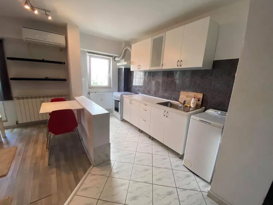 Inchiriere Garsoniera Tip Studio Timpuri Noi - Nerva Traian - foto 6