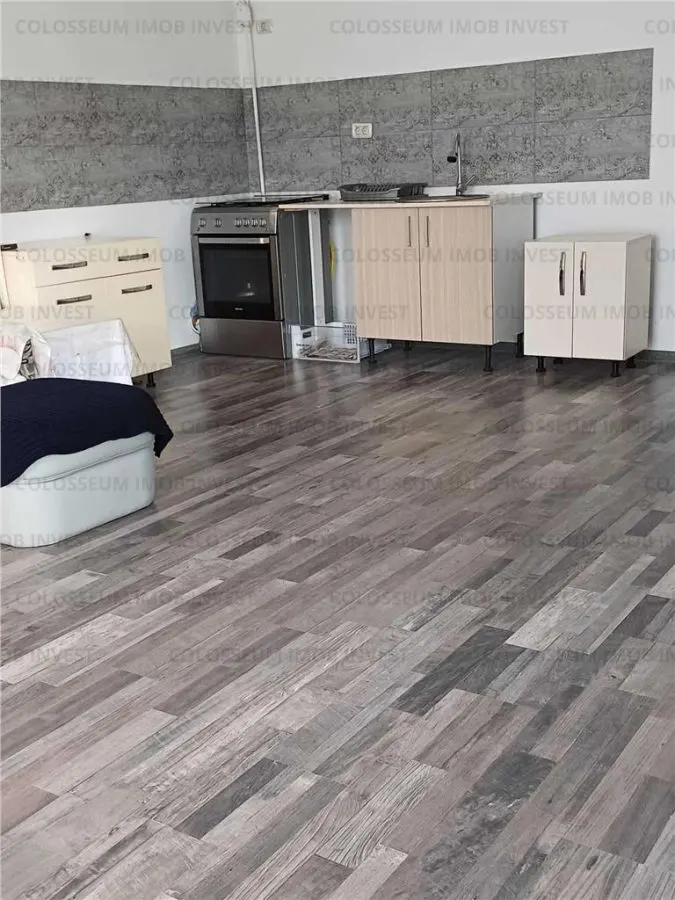 Apartament cu 2 camere, decomandat - zona Sanpetru - foto 3