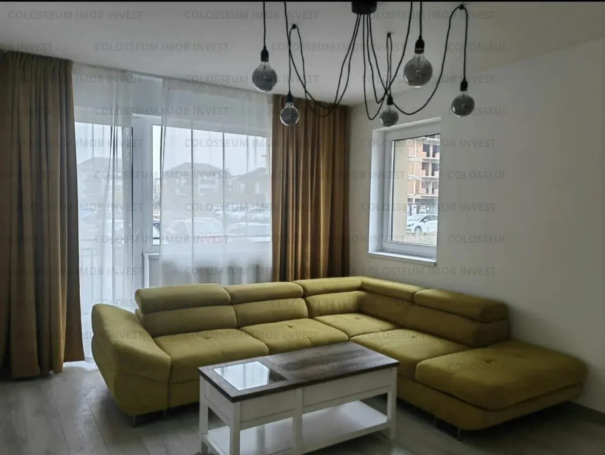 Apartament cu 3 camere, decomandat - zona Tractorul - foto 1