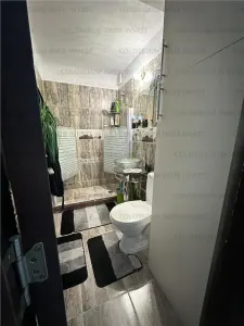 Apartament cu 2 camere - zona Centru Civic - foto 10