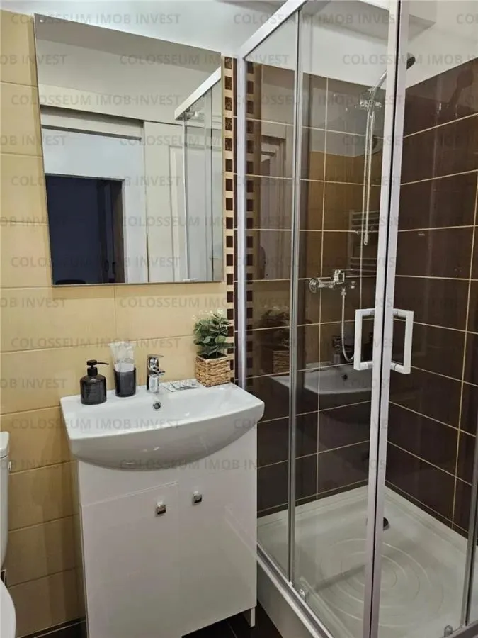 Garsoniera mobilata zona Astra - foto 6