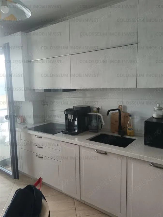 Apartament cu 3 camere , decomandat - zona Ghimbav - foto 8