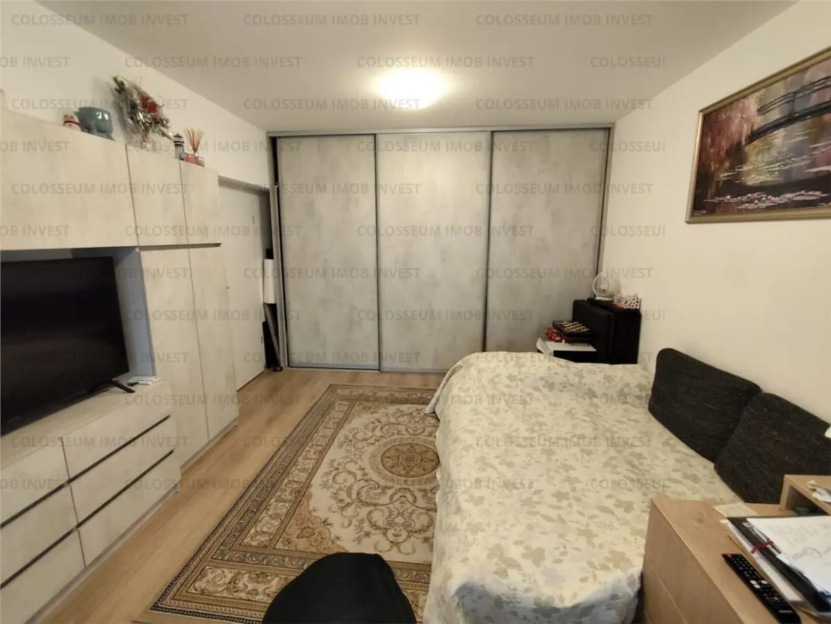 Apartament cu 2 camere, decomandat - zona Tractorul - foto 1