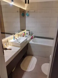 Apartament cu 2 camere, decomandat - zona Tractorul - foto 13