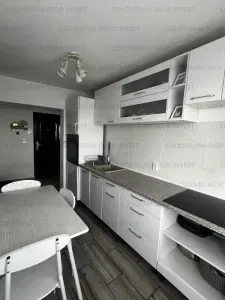 Apartament cu 3 camere,decomandat -zona Calea Bucuresti - foto 5