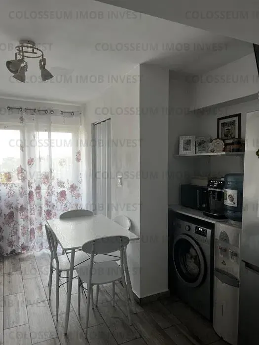 Apartament cu 3 camere,decomandat -zona Calea Bucuresti - foto 6