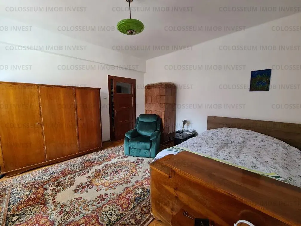 Apartament cu 4 camere - zona Centru Istoric - foto 2