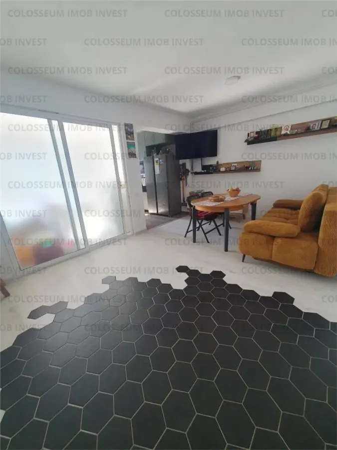 Apartament 3 camere, decomandat - Soho Residence - foto 1
