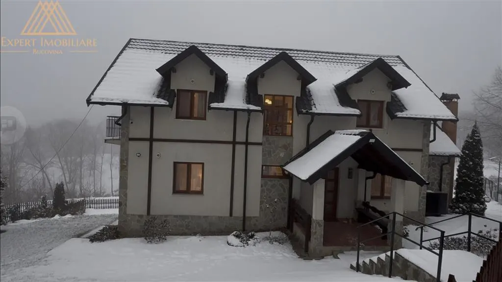 Pensiune de lux de vanzare in nordul Bucovinei - foto 2