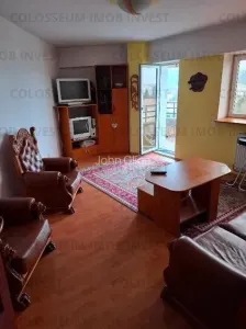 Apartament cu 2 camere, decomandat-Centrul Civic - foto 2