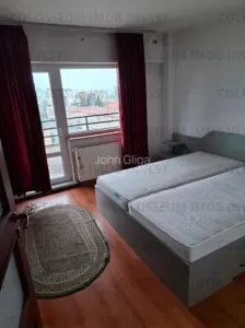 Apartament cu 2 camere, decomandat-Centrul Civic - foto 3