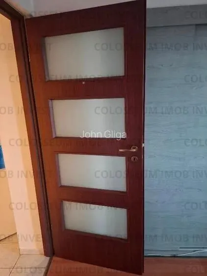 Apartament cu 2 camere, decomandat-Centrul Civic - foto 5