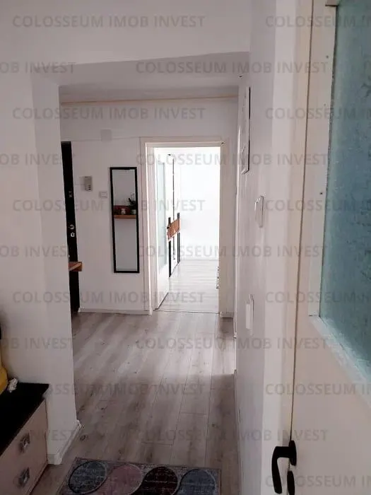 Apartament cu 3 camere, 2 bai-zona Craiter - foto 11