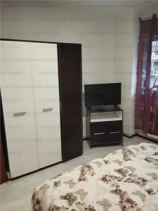 Apartament cu 2 camere, decomandat - Centrul Civic - foto 3
